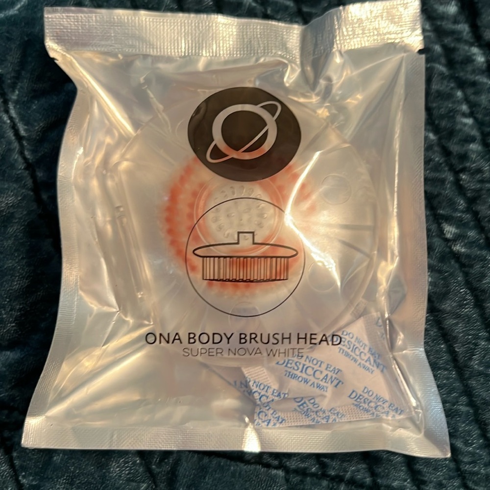 Tao clean Ona body brush head never opened